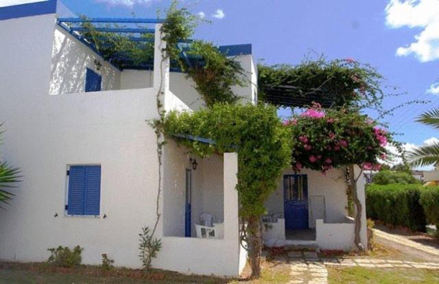 Vári Amfitrion Hotel מראה חיצוני תמונה
