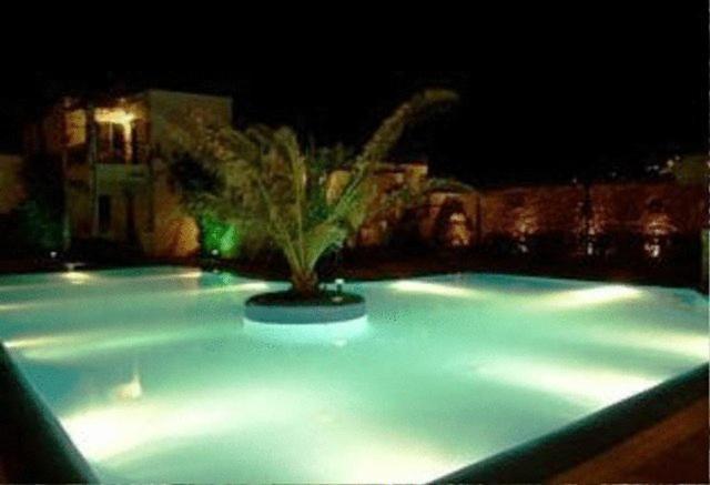 Vári Amfitrion Hotel מראה חיצוני תמונה