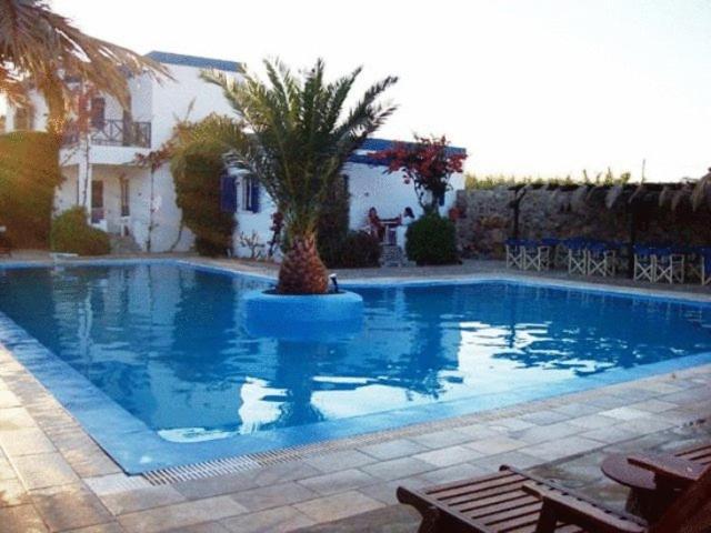 Vári Amfitrion Hotel מראה חיצוני תמונה