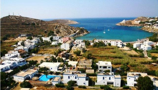 Vári Amfitrion Hotel מראה חיצוני תמונה