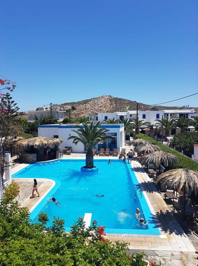 Vári Amfitrion Hotel מראה חיצוני תמונה