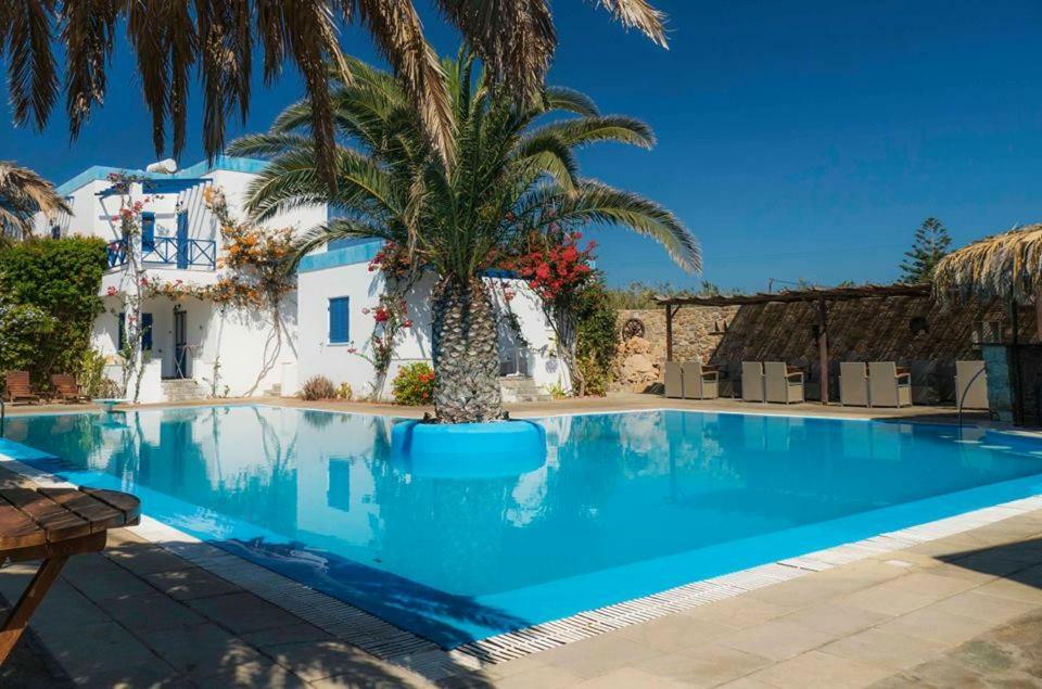 Vári Amfitrion Hotel מראה חיצוני תמונה